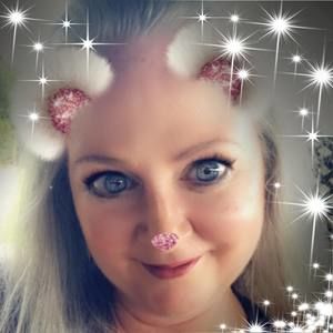 Meet your Posher, Juli